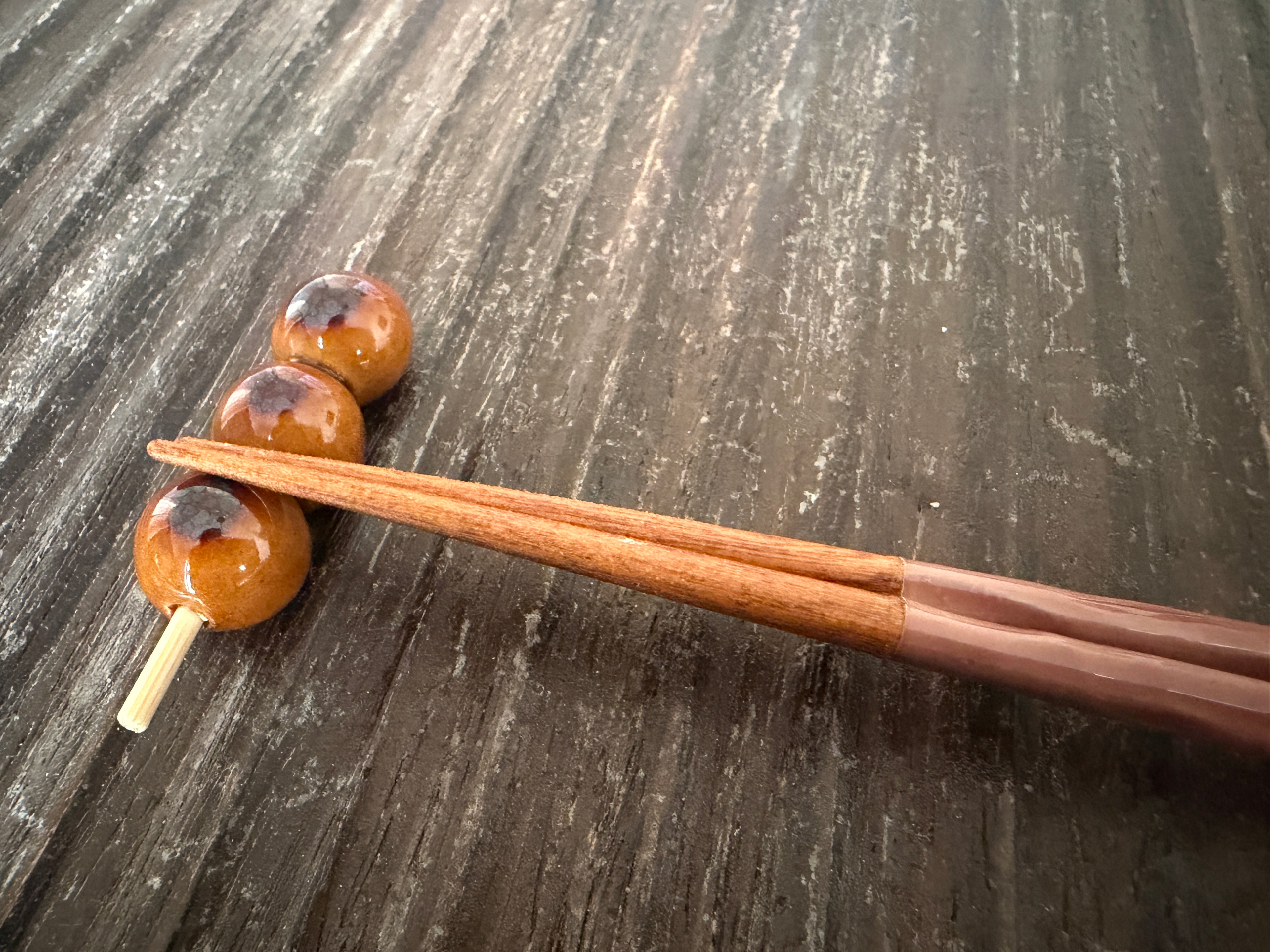 Podstawka pod pałeczki Mitarashi Dango
