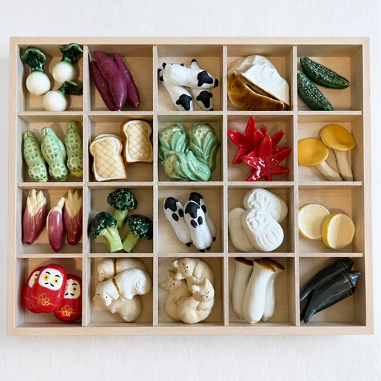 Chopstick Rest Set 60pcs + Wooden Case