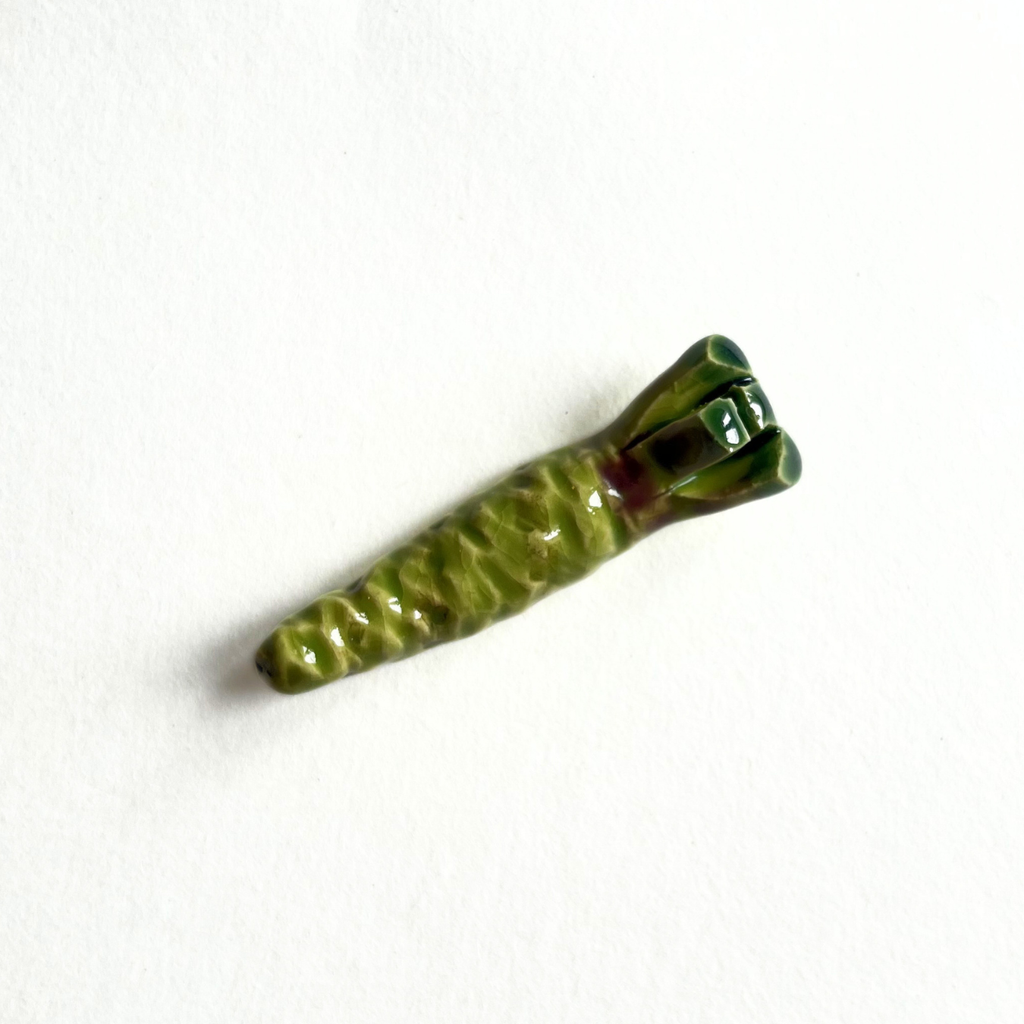 Wasabi chopstick rest